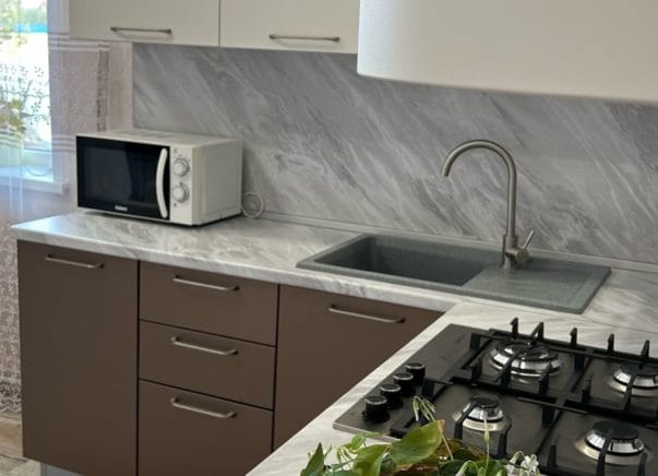 Угловая кухня Совиньон 1,6х1,6 м