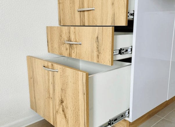 Кухня с барной стойкой Санрайз 1,6х2,4х1,6 м