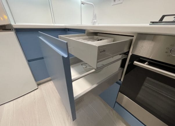 Угловая кухня Нерта 1,5х2,1 м
