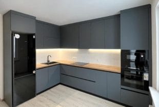 Угловая кухня Резонанс 1,8х2,9 м